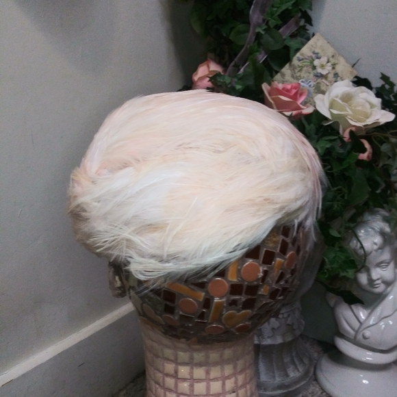 Vintage Pale Pink Feather Fascinator - Picture 3 of 8